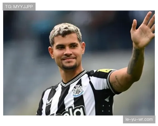 吉马良斯锋线效率飙升，战斗力大增表现亮眼